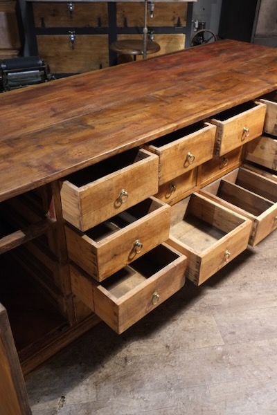 comptoir de commerce ancien